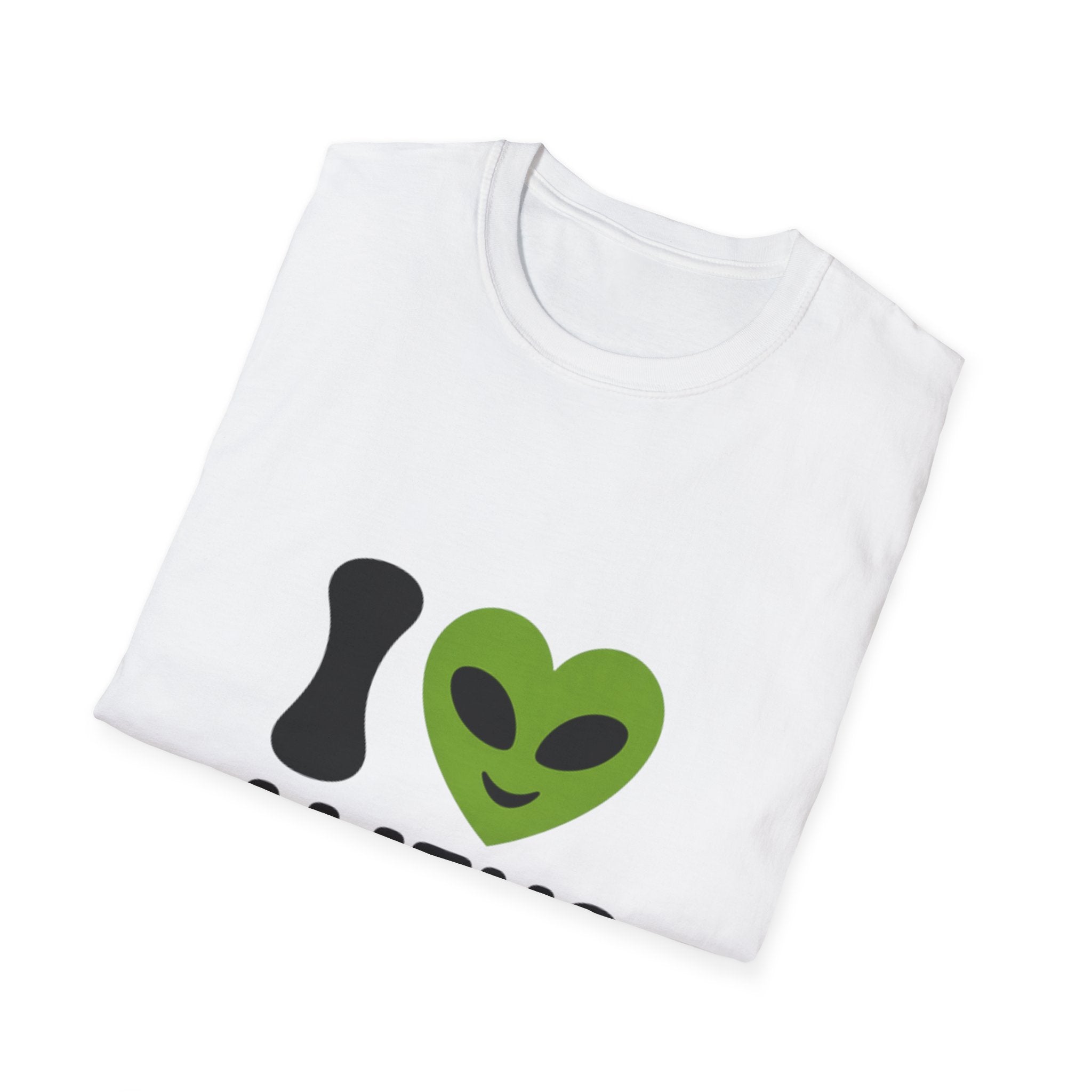 I Heart Aliens T-Shirt — Funny Alien Graphic Tee for Sci‑Fi Fans